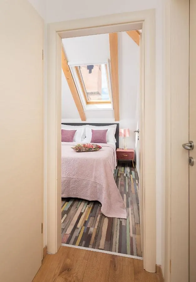 Romantic Attic Apartment Split Kroatië